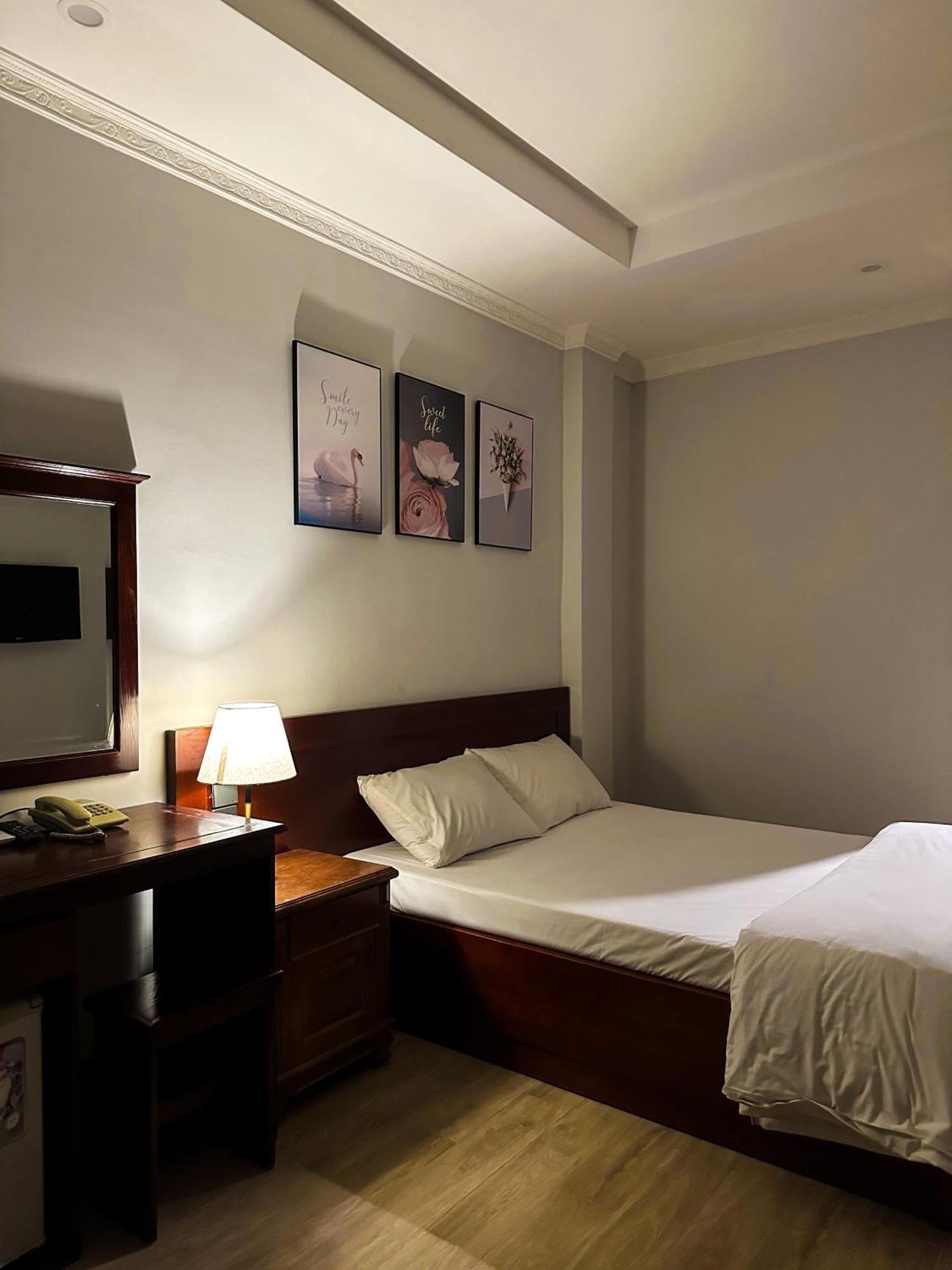 Ven Ho Hotel Ханой Екстериор снимка
